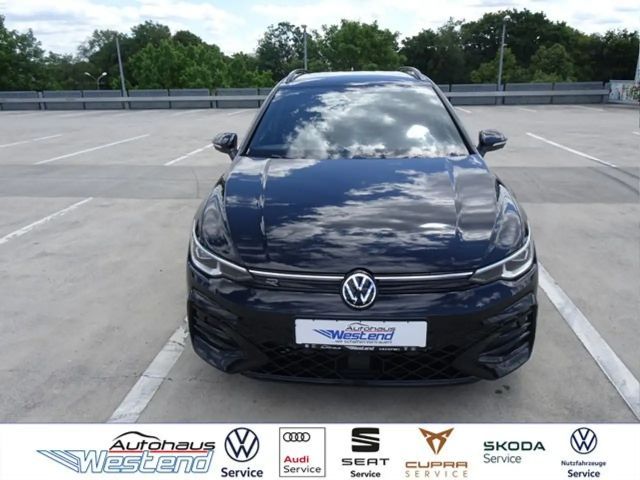 Volkswagen Golf DSG R-Line