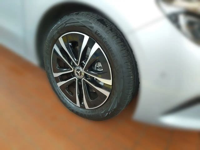 Mercedes-Benz B 200 Progressive