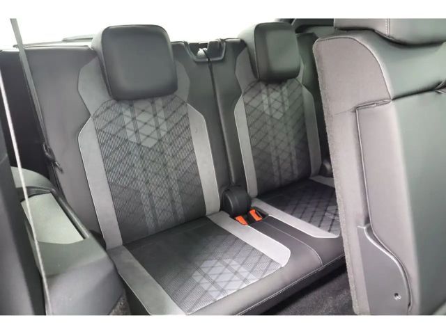 Volkswagen Tiguan 2.0 TDI Allspace R-Line