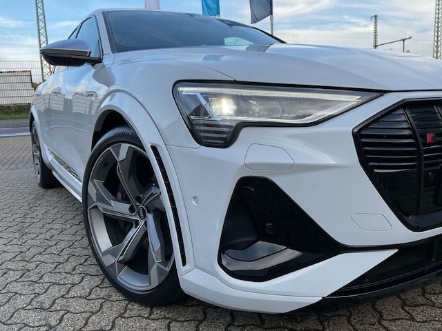 Audi e-tron Quattro Sportback