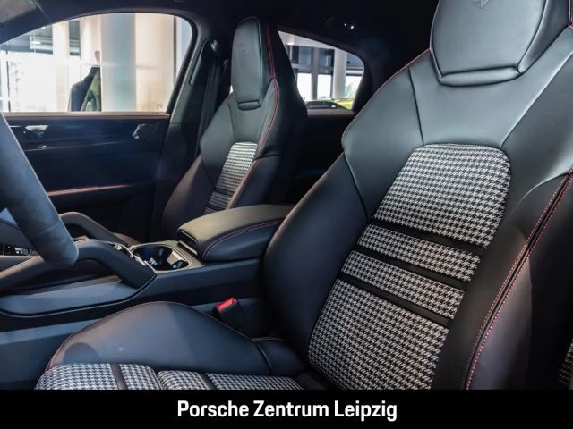 Porsche Cayenne Coupé GTS