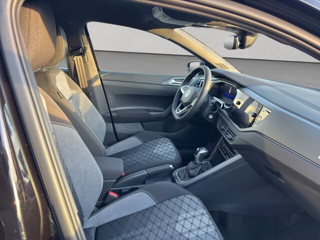 Volkswagen Polo 1.0 TSI DSG R-Line