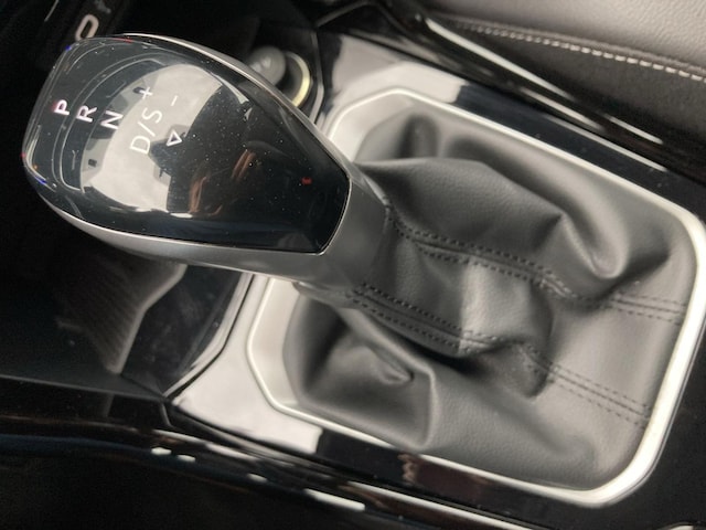 Volkswagen T-Roc 1.5 TSI DSG R-Line