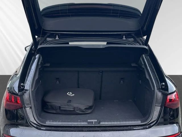 Audi A3 Hybride S-Line Sedan