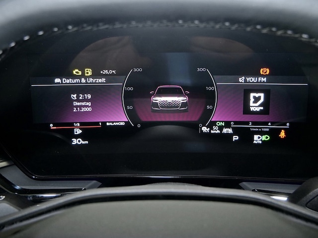 Audi A6 Avant Quattro S-Tronic