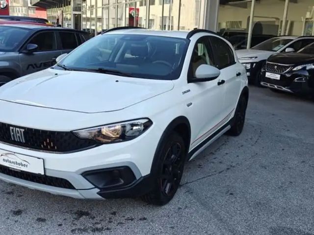 Fiat Tipo Cross