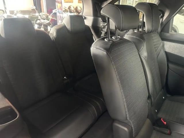 Peugeot 5008 Allure Pack Hybrid