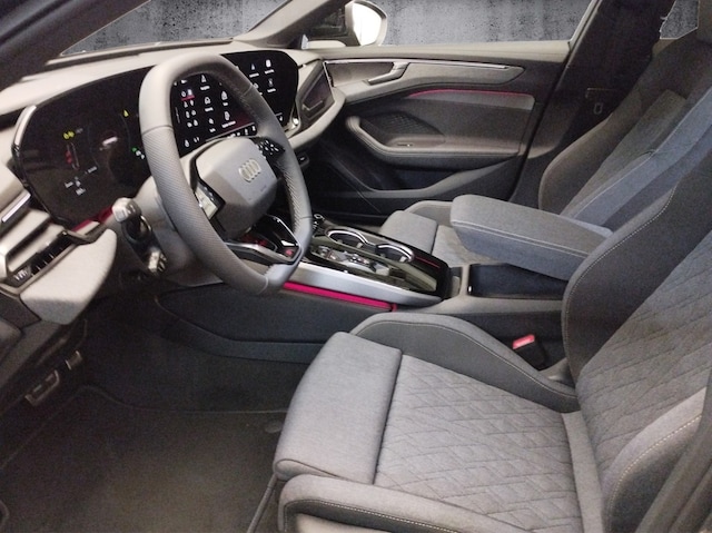 Audi A6 Avant Quattro S-Tronic