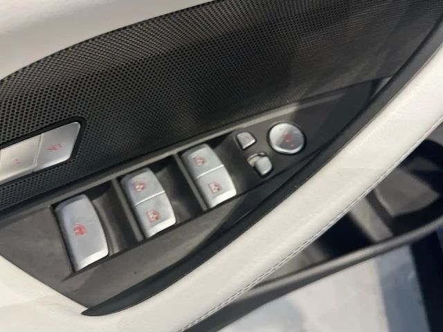 BMW M4 Cabrio Competition xDrive