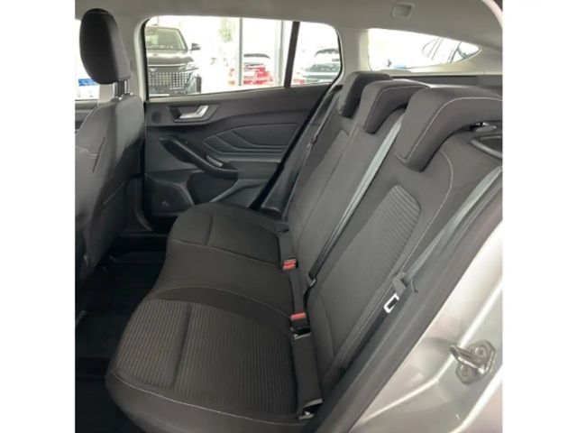 Ford Focus EcoBoost Titanium Wagon