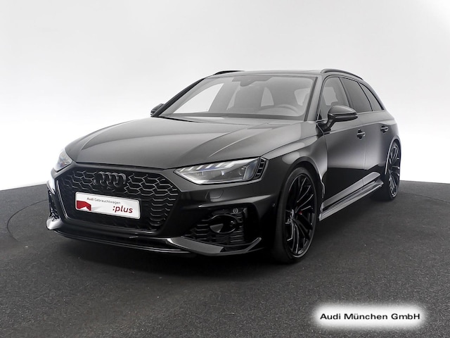 Audi RS4 Avant Quattro