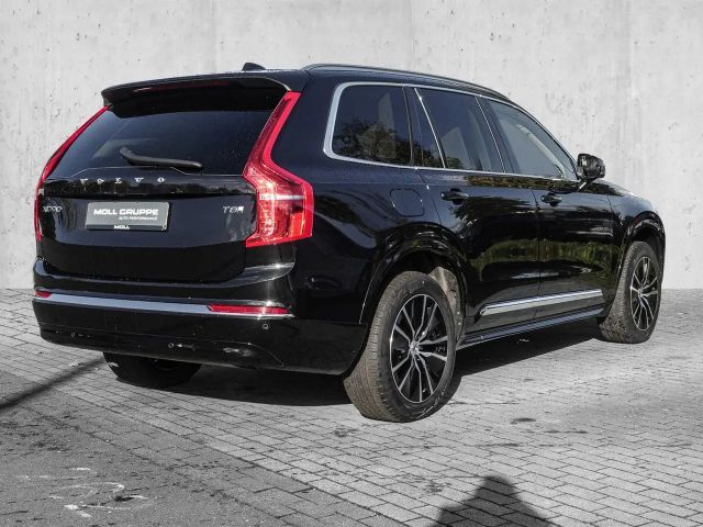 Volvo XC90 AWD Core T8