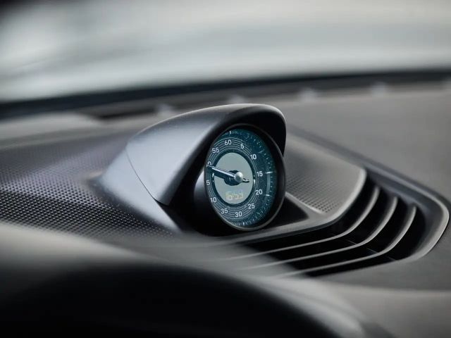 Porsche Taycan 4 Cross Turismo