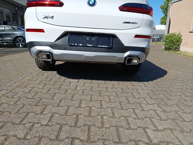 BMW X4 xDrive20i