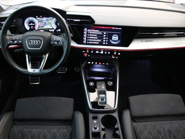 Audi A3 35 TDI S-Line S-Tronic Sportback