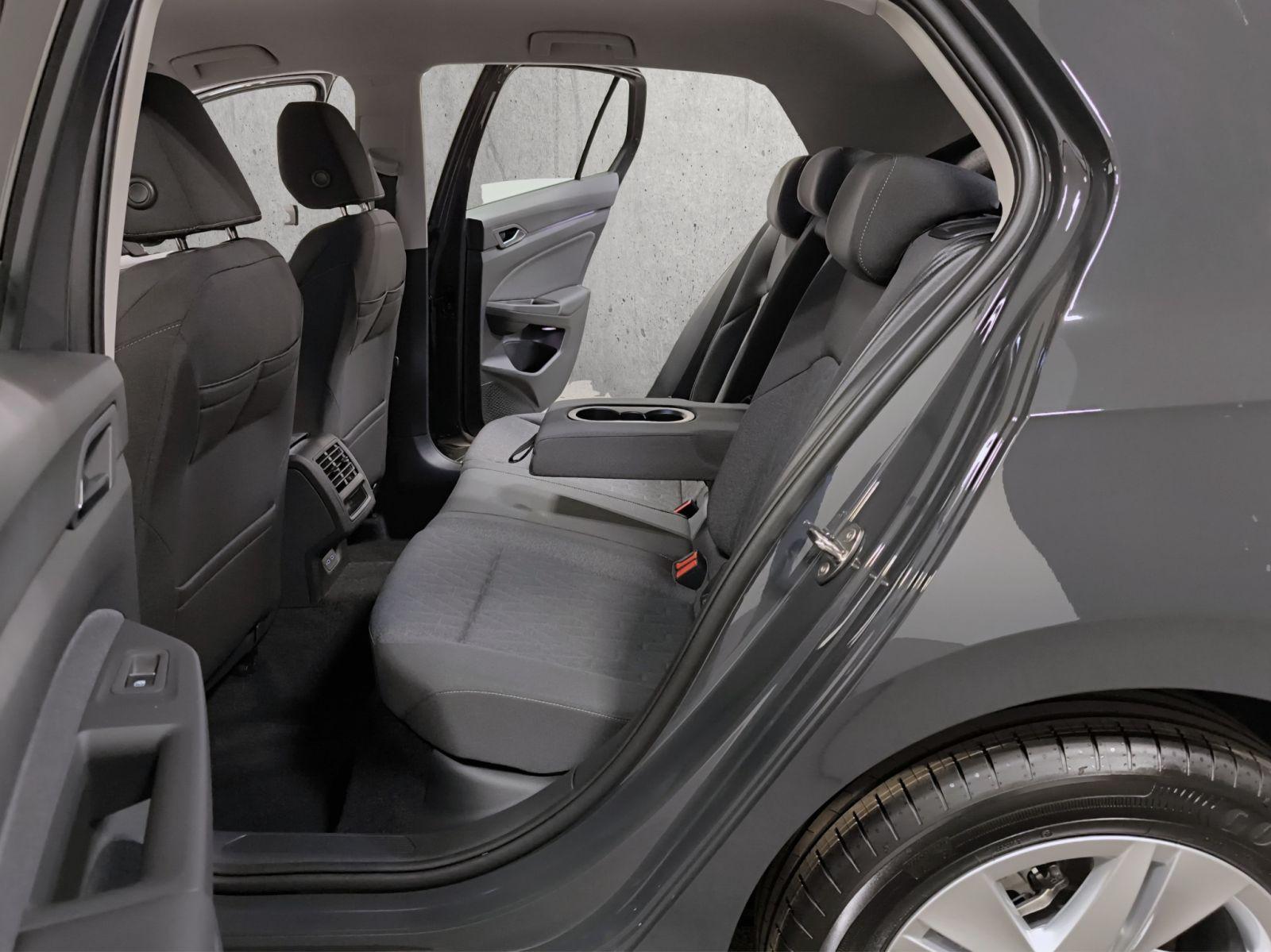 Volkswagen Golf 1.5 TSI DSG Life