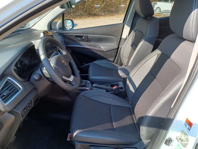 Suzuki S-Cross AllGrip Hybrid