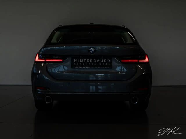 BMW 320 320d Touring xDrive