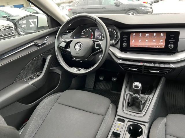 Skoda Octavia Active Combi