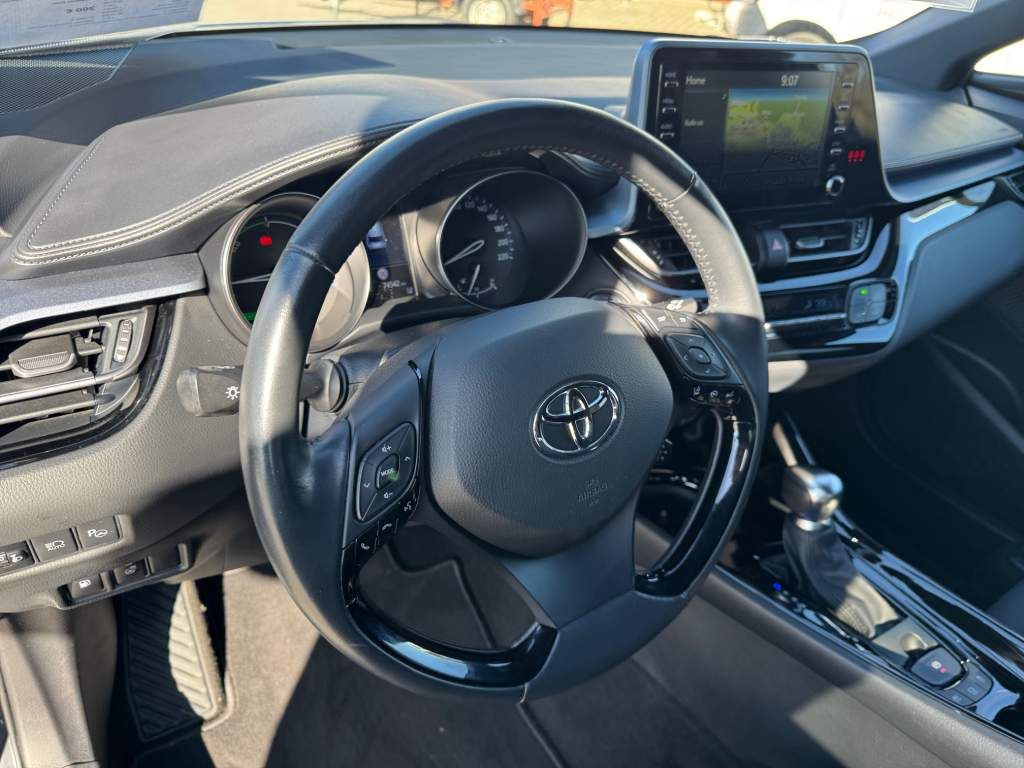 Toyota C-HR 5-deurs Plus