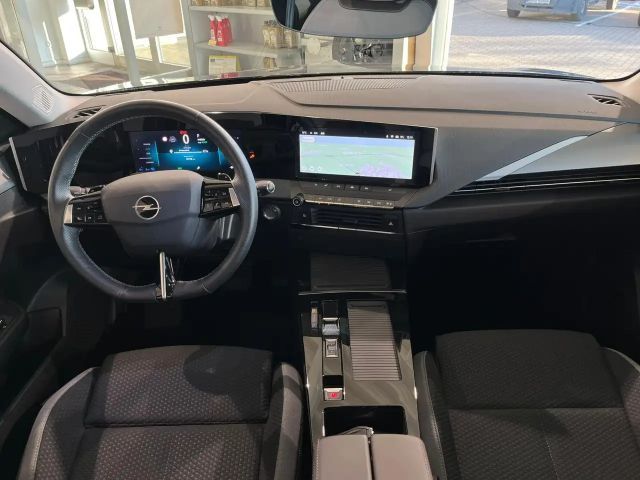 Opel Astra Hybrid Innovation