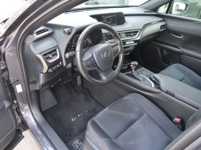 Lexus UX 250h Style Edition