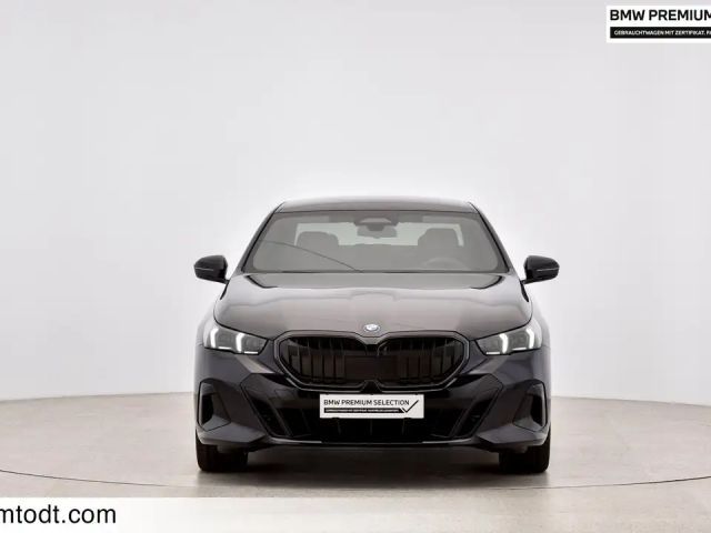 BMW 520 520d M-Sport Sedan xDrive