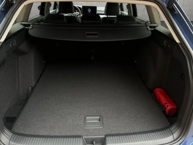 Volkswagen Golf DSG Golf VIII Life Variant