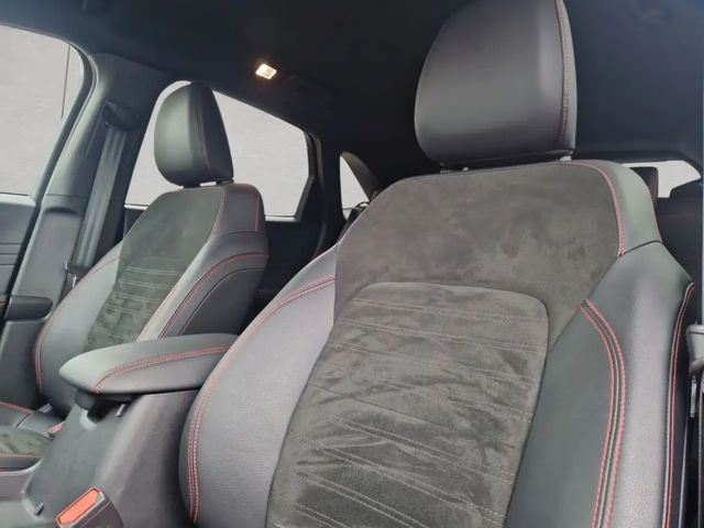 Ford Kuga Plug in Hybrid ST Line X