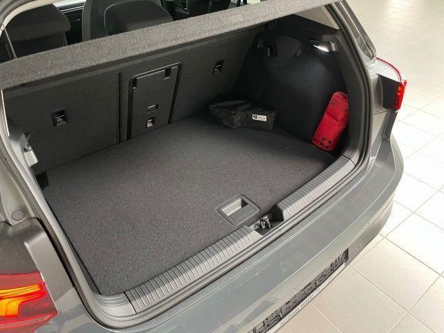 Volkswagen Golf 1.5 TSI Golf VIII Life