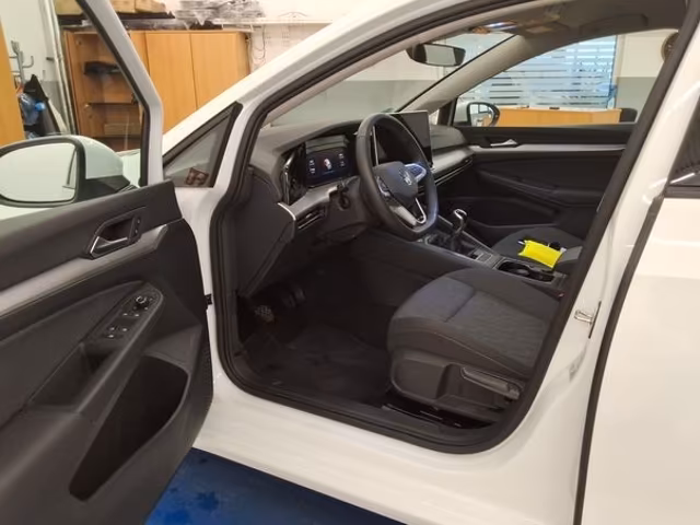 Volkswagen Golf 1.5 TSI Golf VIII