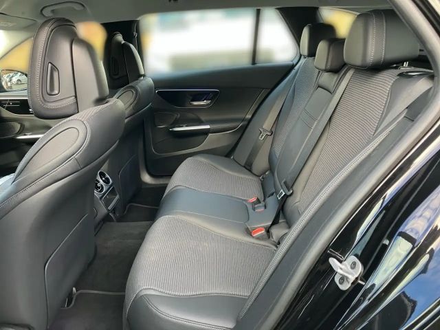 Mercedes-Benz C 220 AVANTGARDE C 220 d Estate