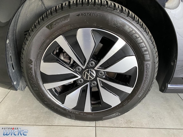 Volkswagen Golf 1.5 eTSI Move