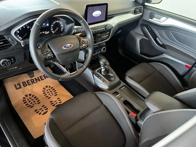 Ford Focus Cool & Connect EcoBoost