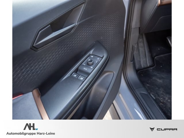 Cupra Born ALU 19''+DCC+PANO+360° KAMERA+AR HUD+KEYLESS+BEATS AUDIO+TECH M+KLIMA+NAVI