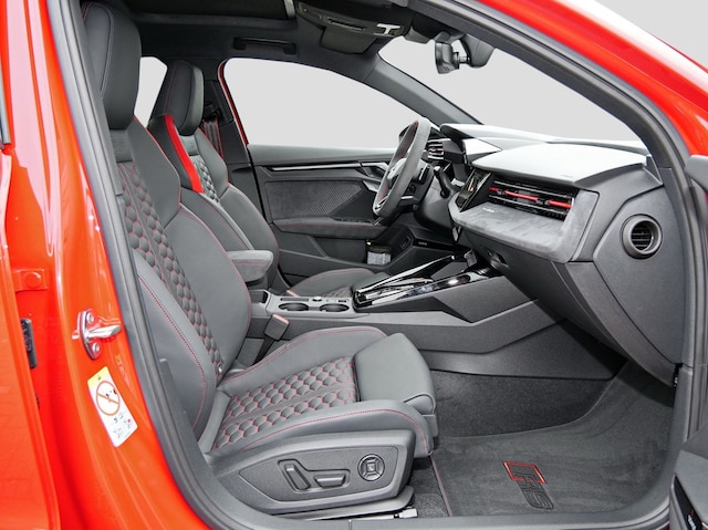 Audi RS3 Quattro S-Tronic Sedan