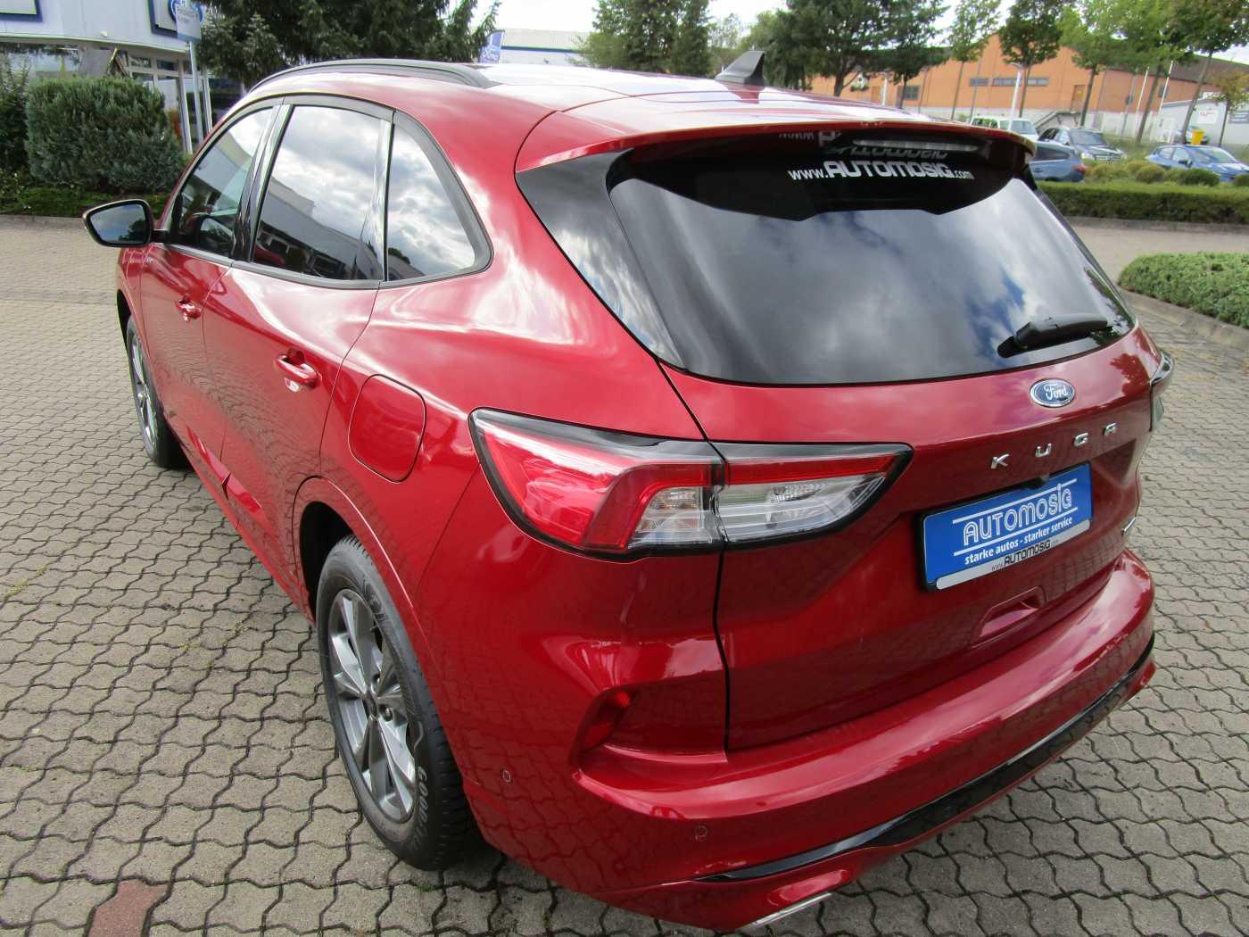 Ford Kuga Plug in Hybrid ST Line X