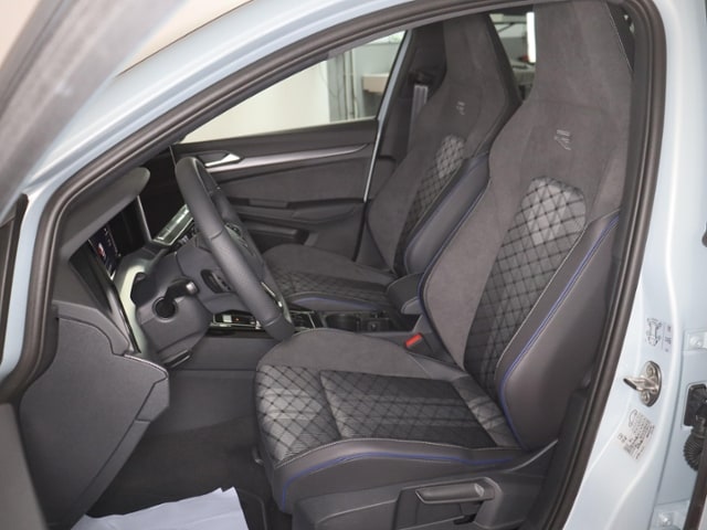 Volkswagen Golf 1.5 eTSI Style Variant