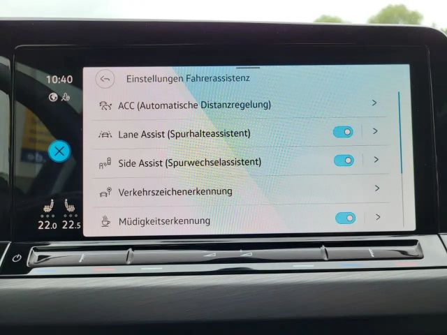 Volkswagen Golf Style Variant