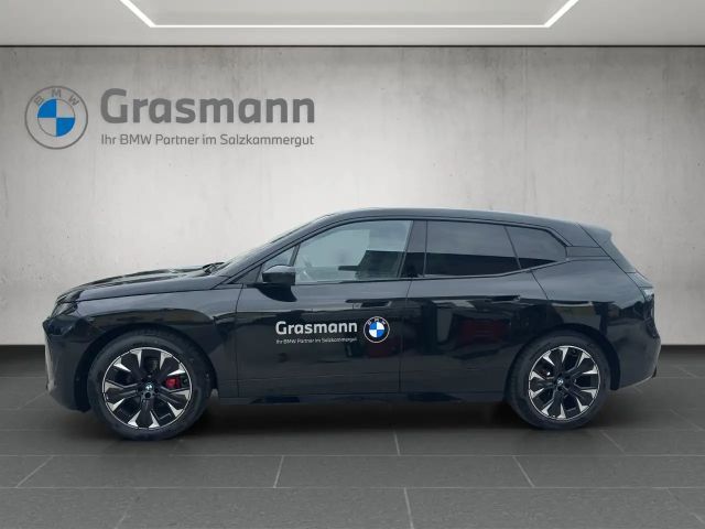 BMW iX xDrive45