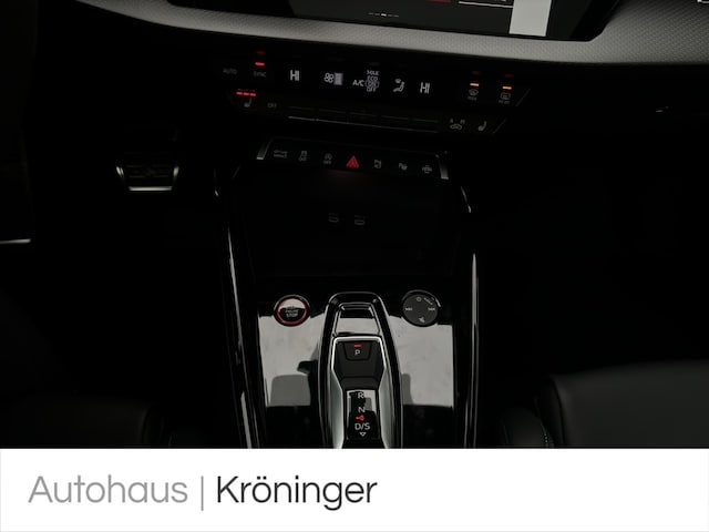 Audi RS3 Quattro S-Tronic Sedan