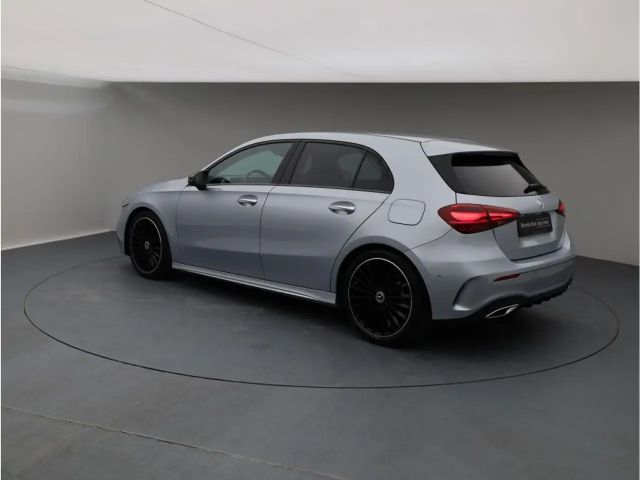Mercedes-Benz A 180 AMG Line