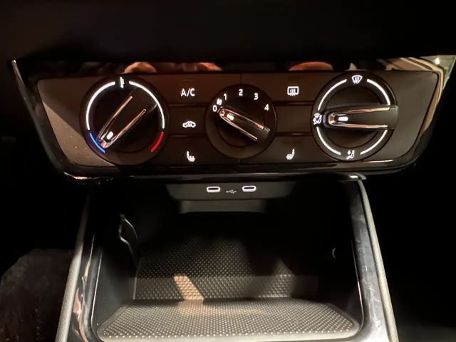 Skoda Fabia Edition 130*LED*SHZ*SmartLink*Rückfahrkamera*