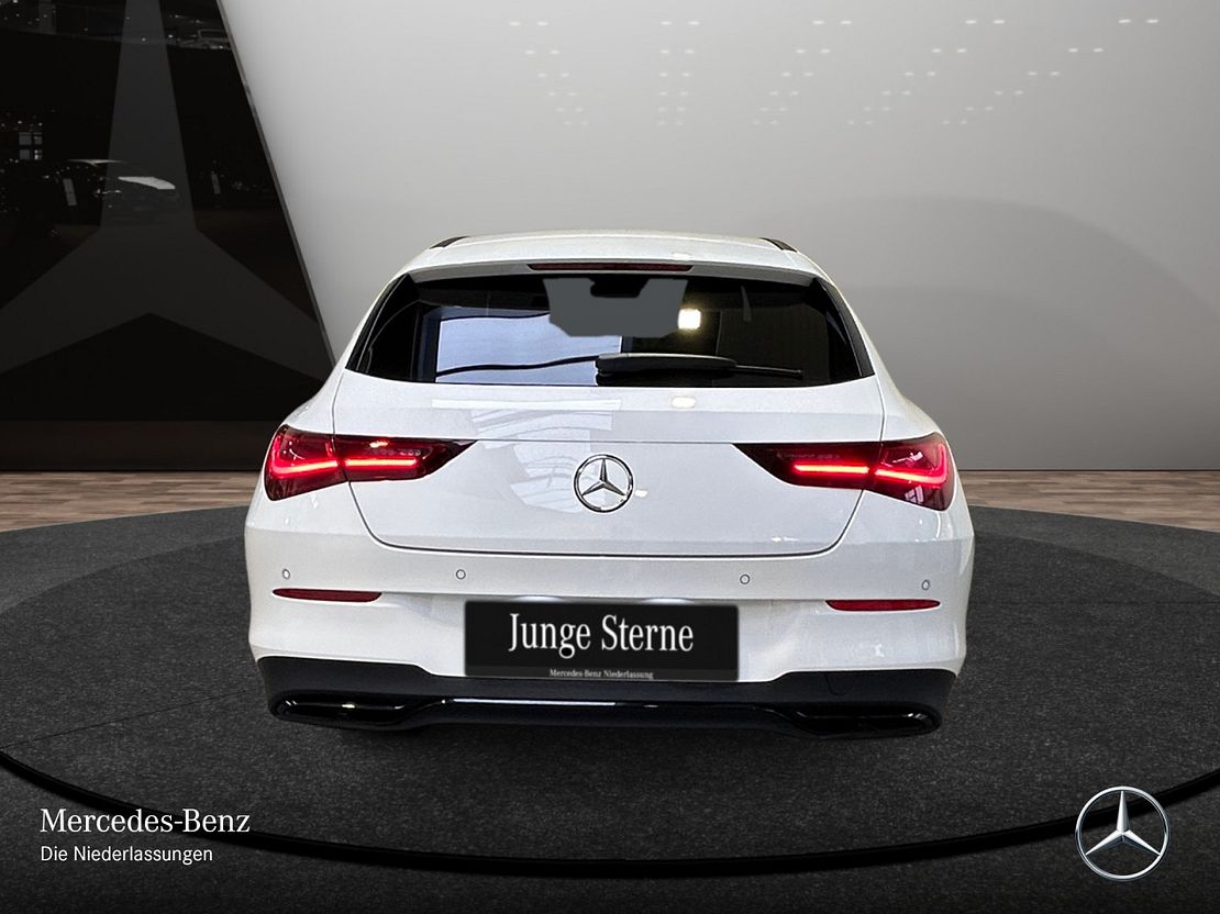 Mercedes-Benz CLA 180 Shooting Brake