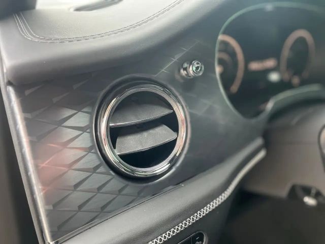 Bentley Bentayga EWB 4.0 Mulliner  - Naim/Pano