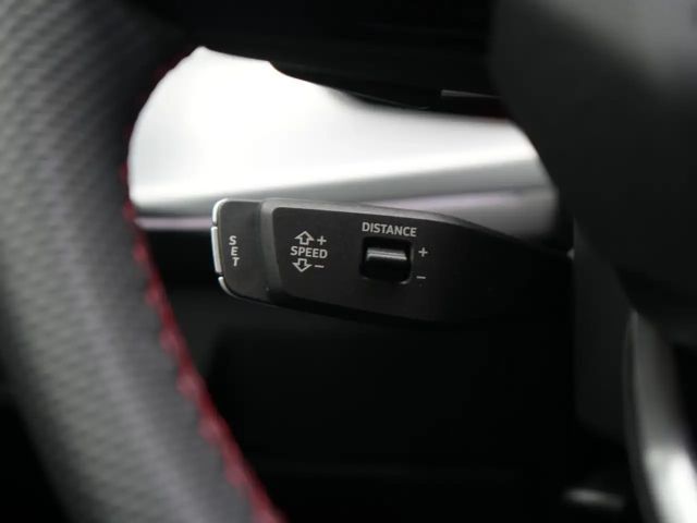 Audi Q3 S-Line S-Tronic