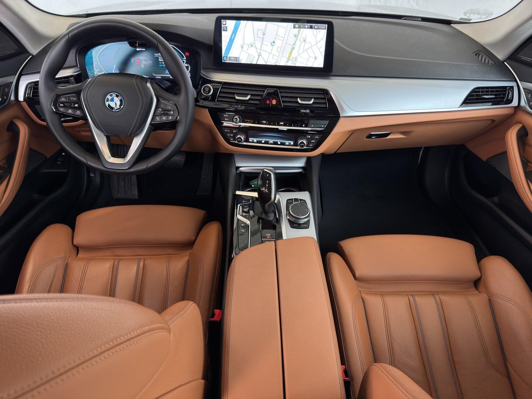 BMW 545 545e Sedan xDrive