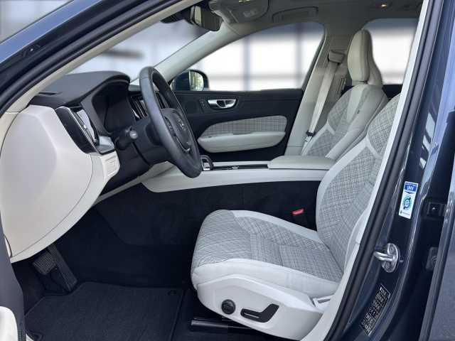 Volvo XC60 XC60 Bluetooth Navi LED Klima Standhzg Einparkhilfe el. Fenster