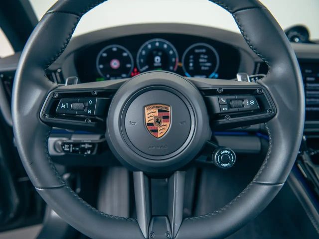 Porsche Panamera 4 E-Hybrid