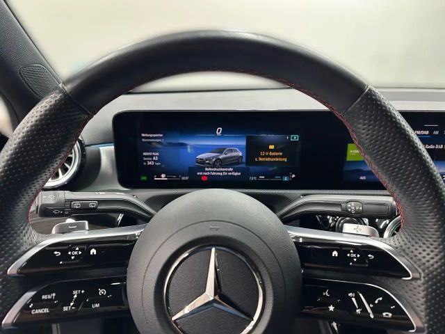 Mercedes-Benz A 200 AMG Line